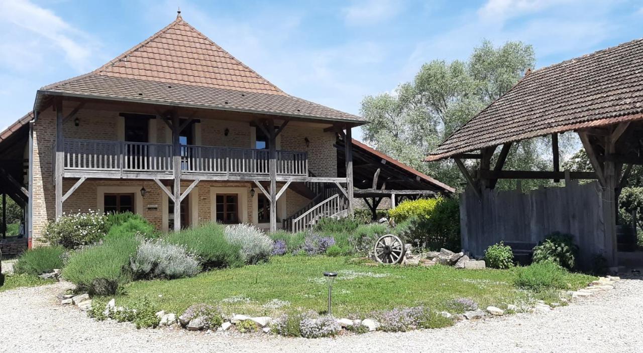 Gite Chez Leo Varennes-sur-le-Doubs Dış mekan fotoğraf